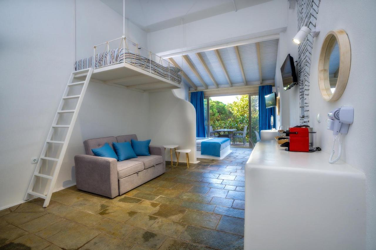 Petra Mare Suites Vourvourou Bagian luar foto