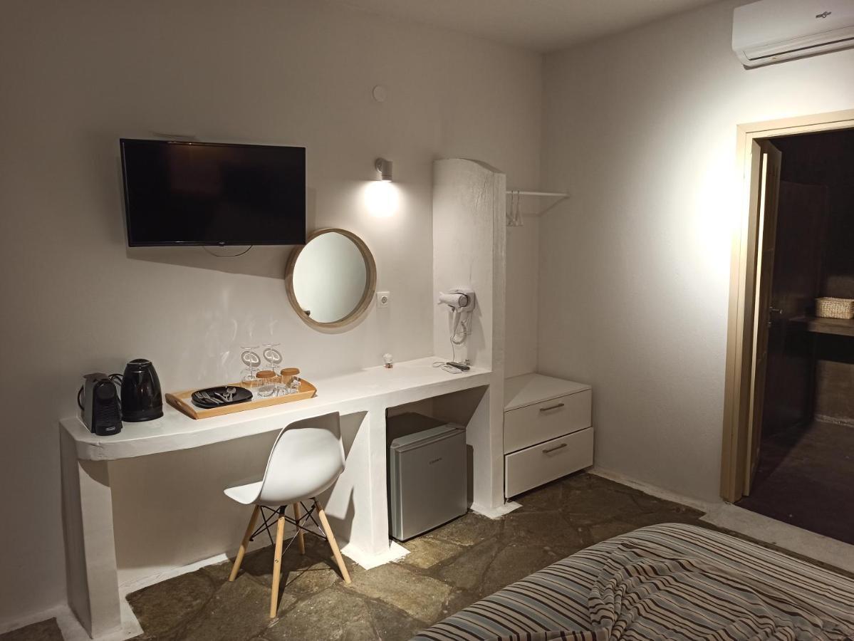 Petra Mare Suites Vourvourou Bagian luar foto