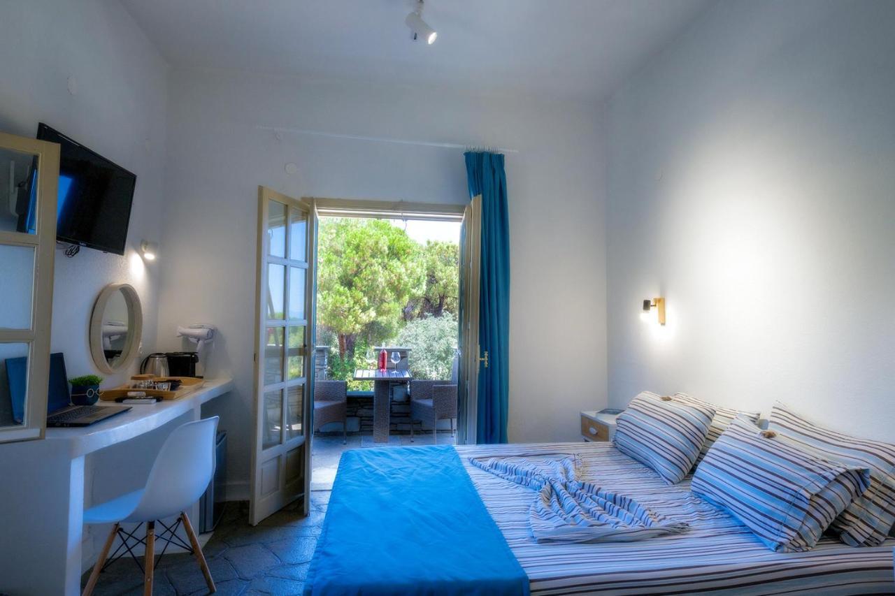 Petra Mare Suites Vourvourou Bagian luar foto